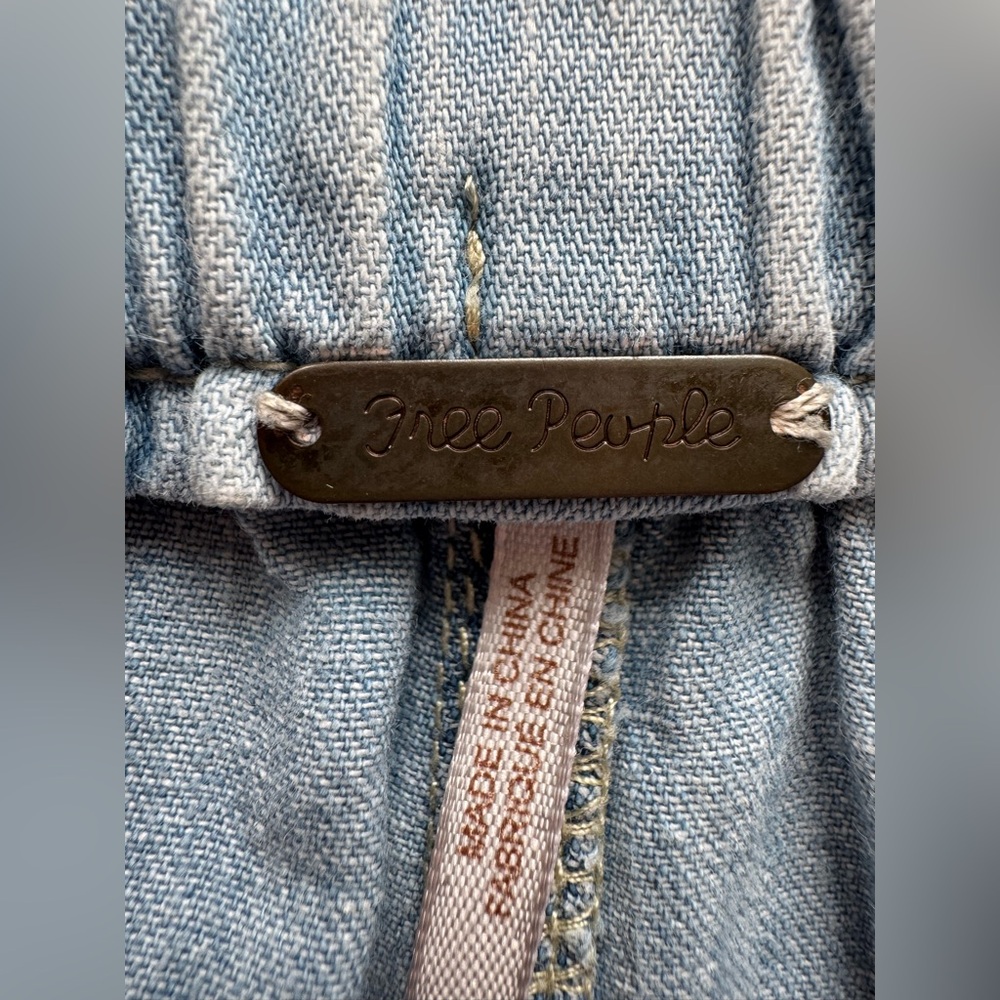 Free People Light Blue Paperbag Waist Ankle Jeans - Picture 9 of 9